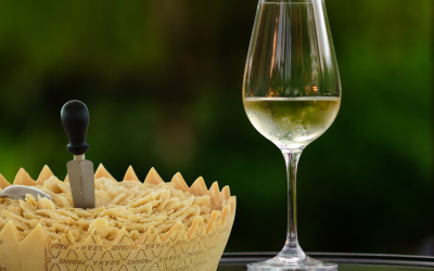 Pairing Grana Padano with white wine: a match made in culinary heaven